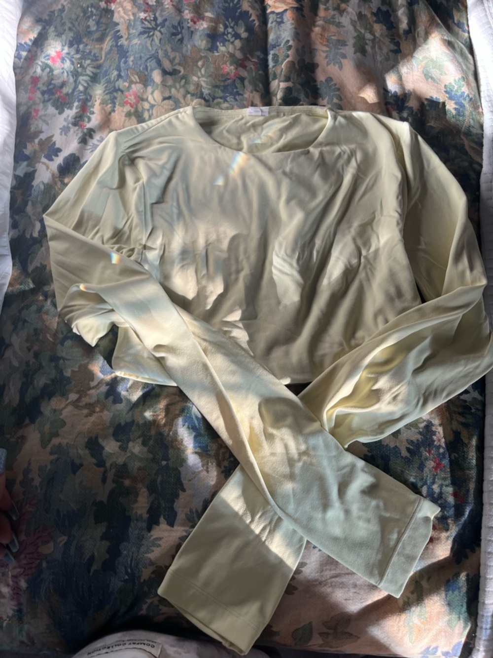 Oner Active Pale Yellow Long Sleeve Crop Top